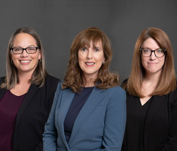 Valérie Dubois-Desroches, Josette Roussel et Carolyn Crowley