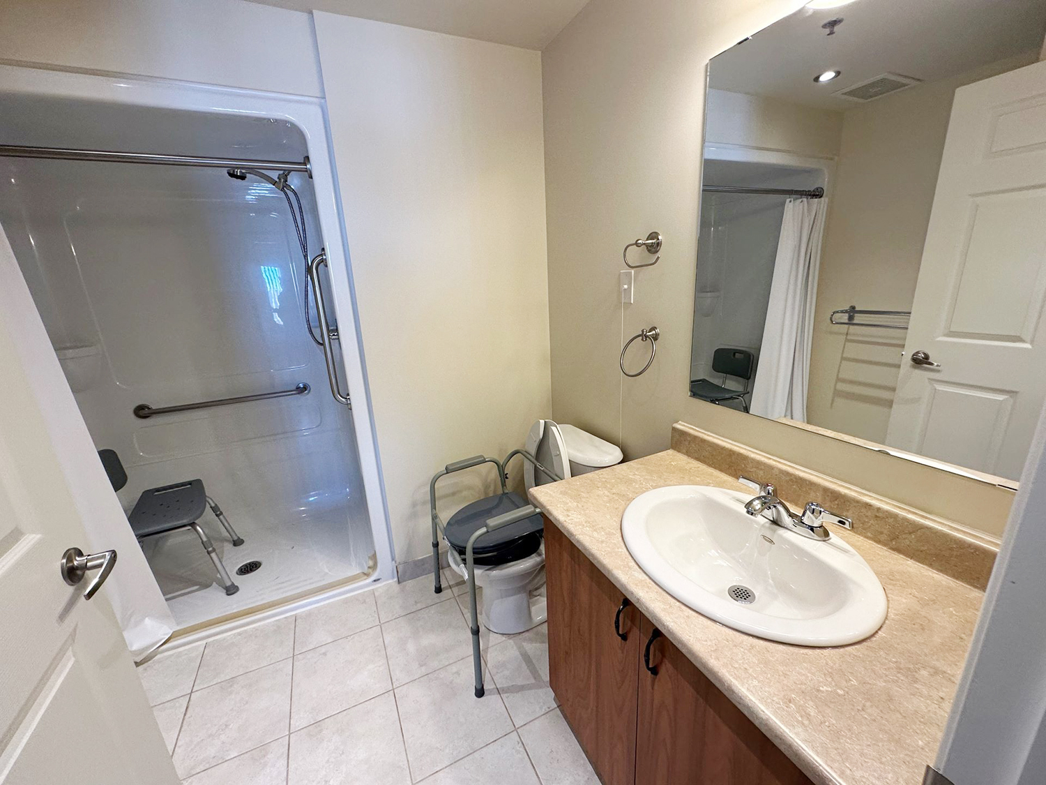 Vue d'une salle de bain
