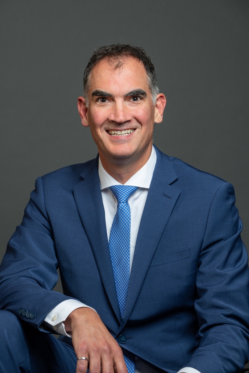 DR. Stéphane Roux, Chef du staff Montfort